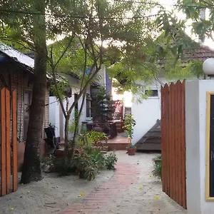 Mandala Beach House & Cottages Guest house